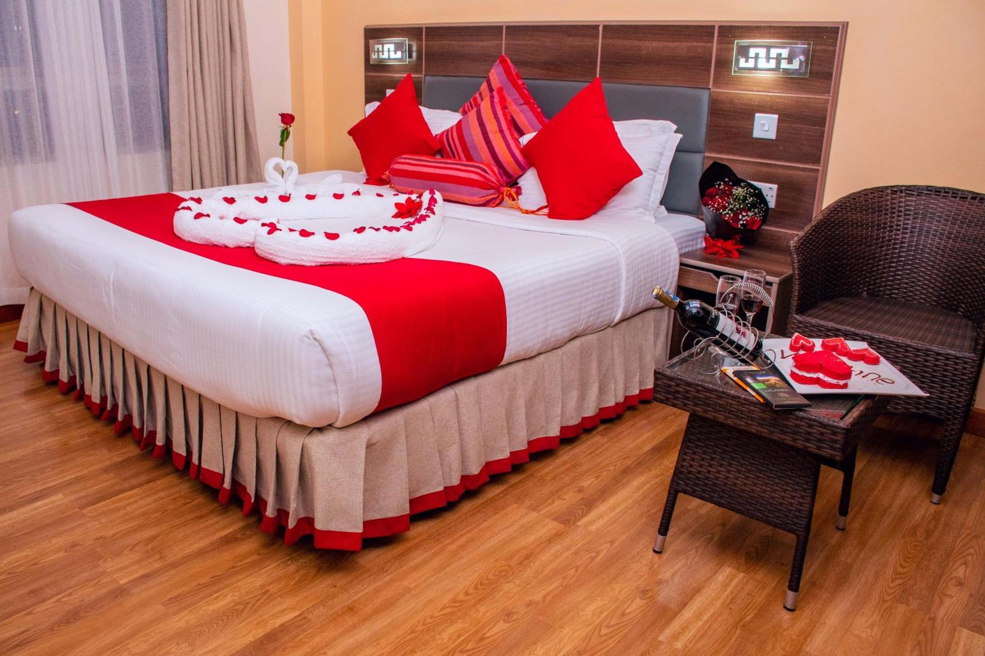 Buraha Zenoni Hotel And Resort Nakuru Kültér fotó